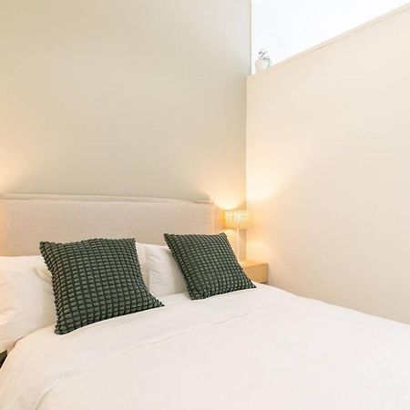 Bonito Apartamento En Sol Madrid Bagian luar foto